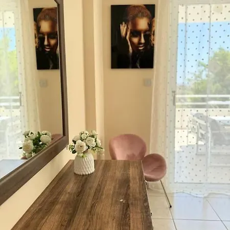 Nissi 7 Big Veranda And Free Wifi Lägenhet Ayia Napa