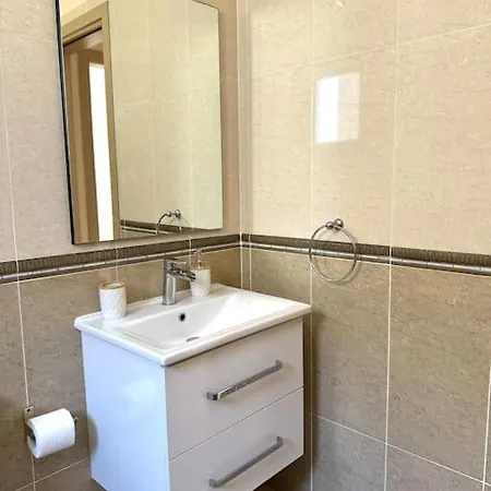 Nissi 7 Big Veranda And Free Wifi Appartement *